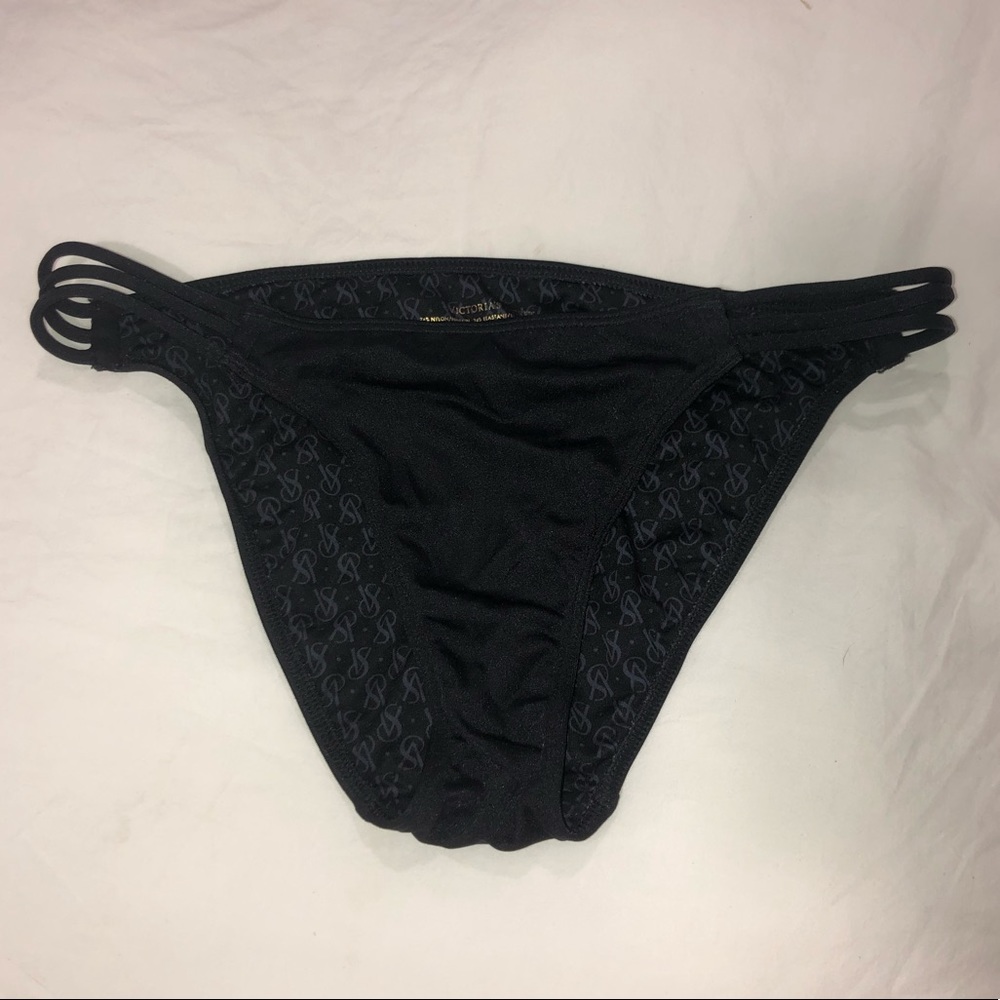 Strappy bikini bottom